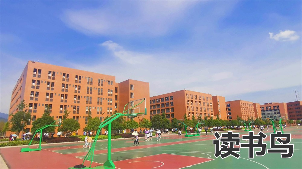 长沙复读学校培训费多少？（长沙复读学校学费标准）