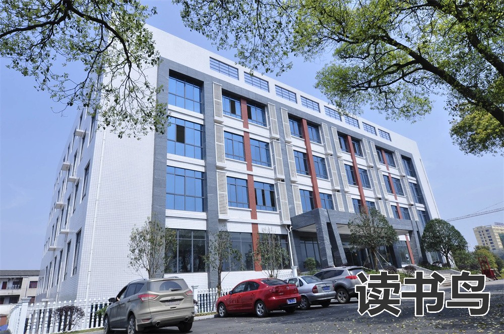文秘人员专业学习什么具体内容？好找工作吗？