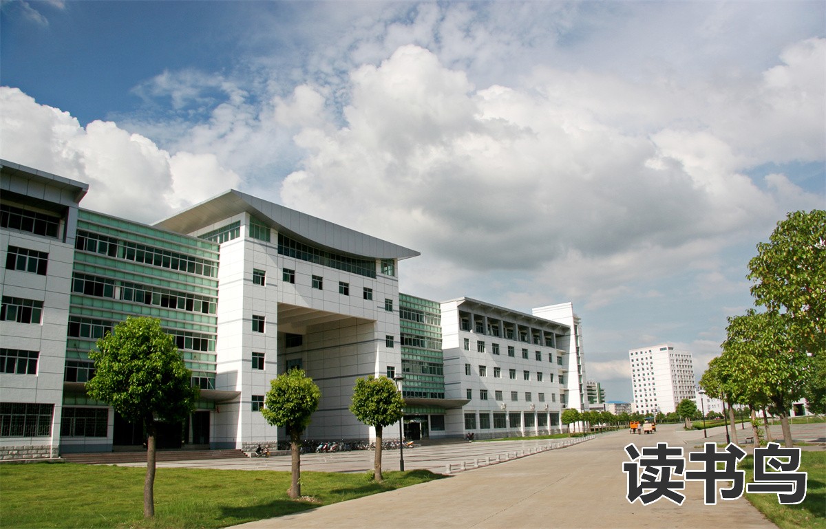 想在湖南学习口腔医学，有哪些中职学校选择?