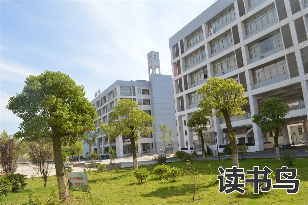 长沙复读学校资费标准（长沙复读学校学费贵不贵）