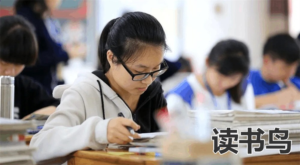 女孩子读技校有用吗?（女孩子读技校学什么专业有前途）