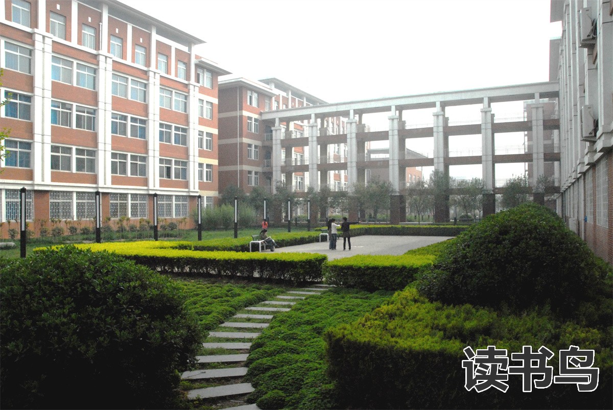 湘潭市工业贸易中等专业学校怎么样？（哪些专业比较好？）