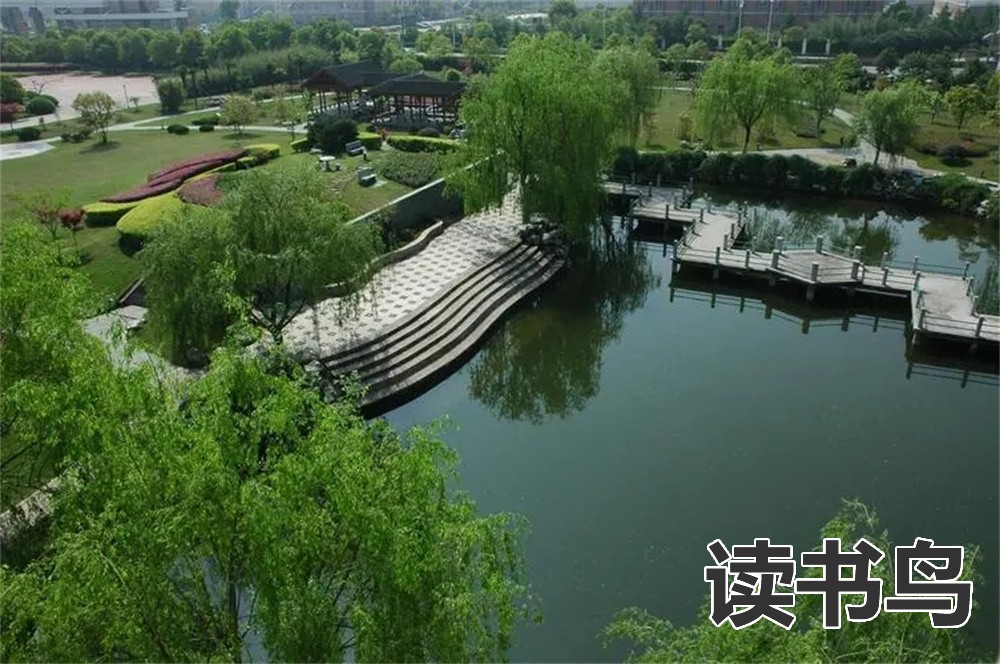 长沙航天学校好吗？（有什么热门专业？）