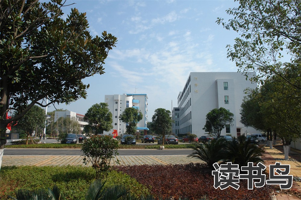 长沙市拔萃中等职业学校的特色专业有哪些？（特色专业有哪些？）