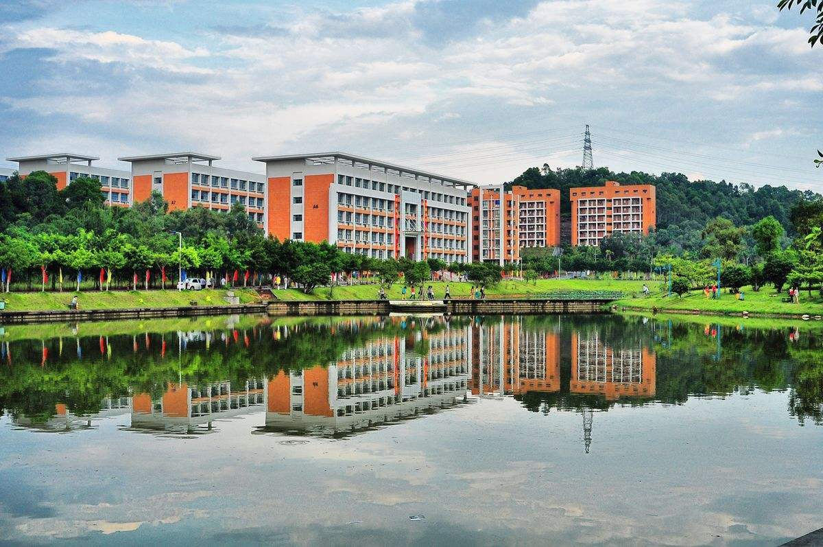 株洲南方航空高级技工学校招生专业有什么？就业前景如何？