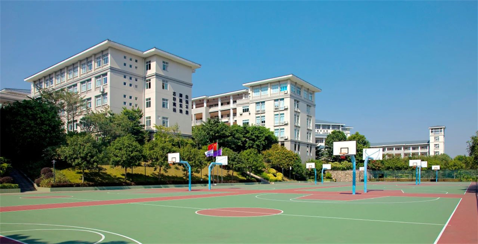 湖南省有哪些重点技工学校？（学校有哪些专业？）
