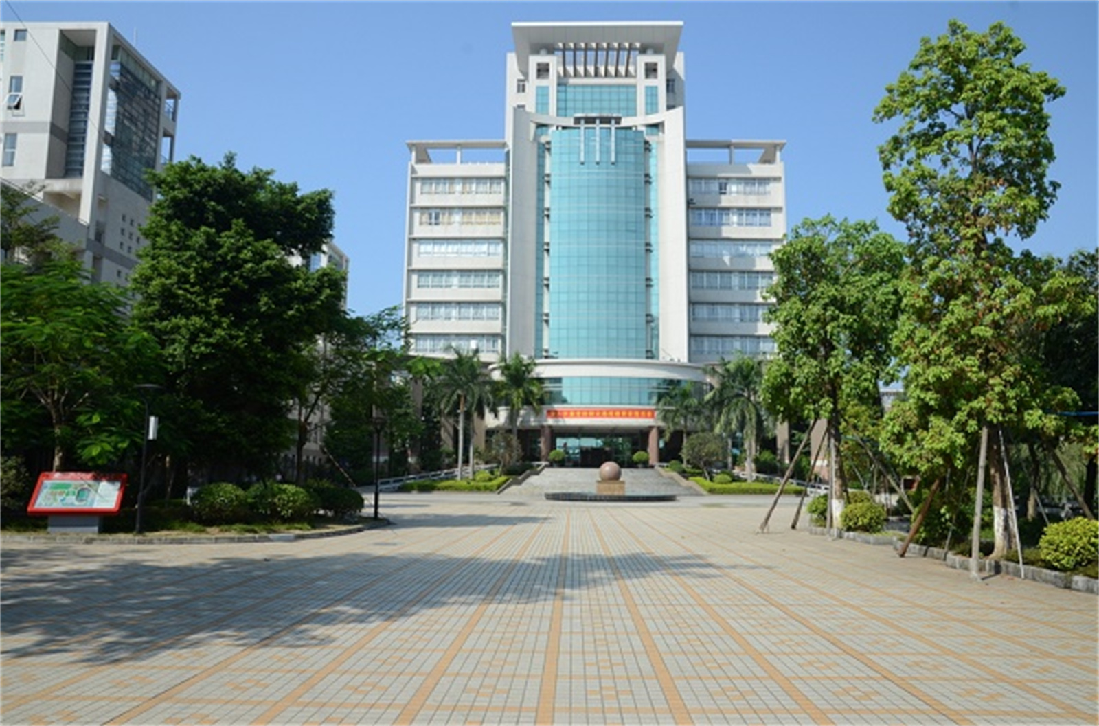 长沙达材学校复读收费标准?(学校有哪些优惠政策?)