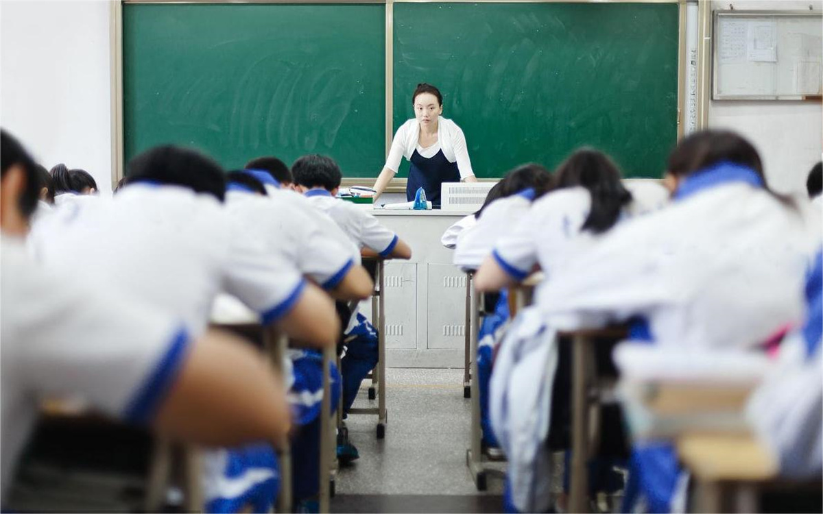 湖南高考培训学校选择老师时要注意什么？