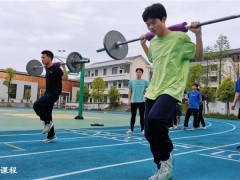 长沙市景雅高级中学复读的特色是什么？