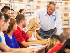 英国读大学要什么申请材料