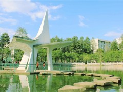 2024高考前孩子压力大，父母如何缓解孩子的焦虑情绪？