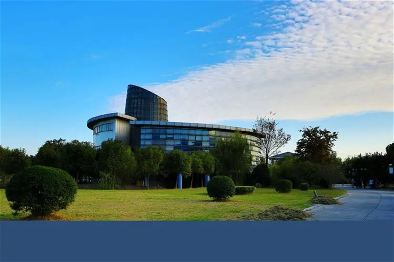 湘西周边有什么景点__湘西复读学校哪个好