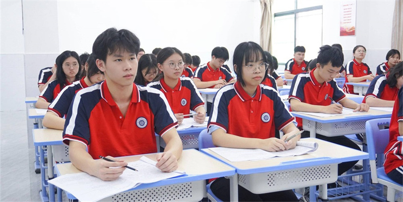 益阳明达中学怎么样_益阳艺考培训机构_