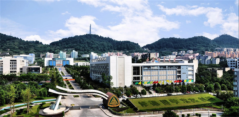 _常德哪个学校招复读生_常德的复读学校