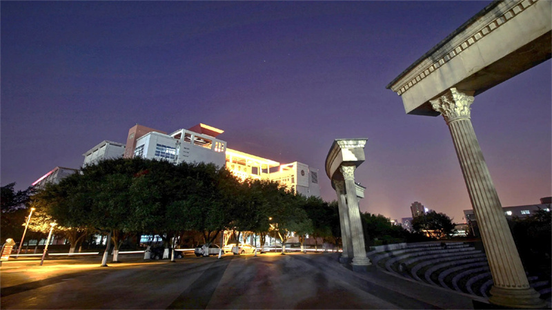 洞庭复读学校_岳阳洞庭中学复读班高考升学率_