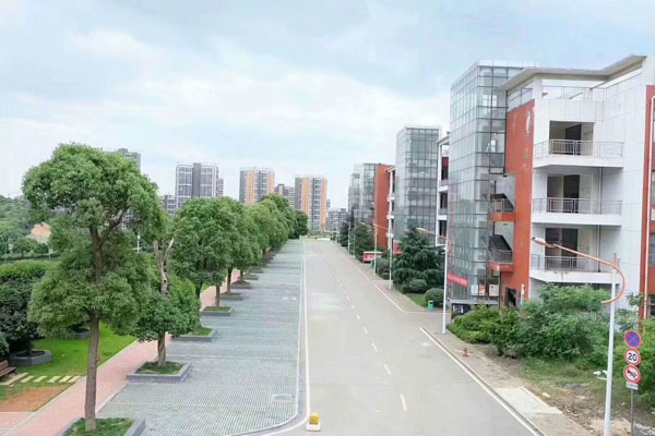 长沙南方职业学院教学楼